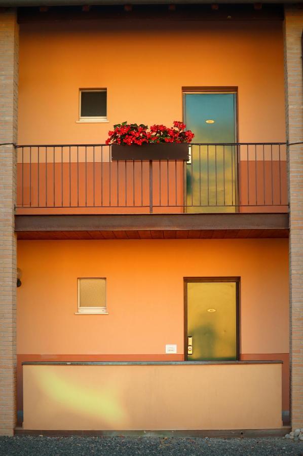 Villa Meli Lupi - Residenze Temporanee Parma Exterior photo