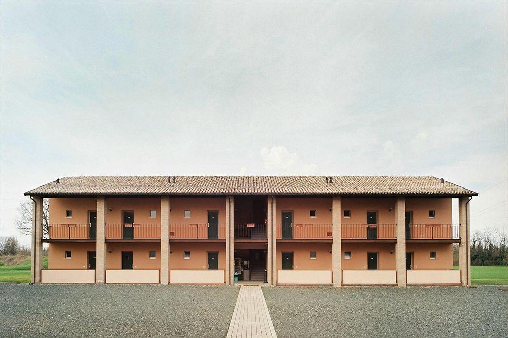 Villa Meli Lupi - Residenze Temporanee Parma Exterior photo